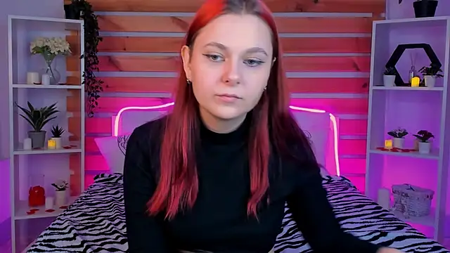 Snapshot of ChloeLewisss chatting on 12.03.25 ChloeLewisss online show from 12.03.25