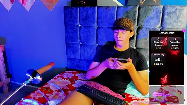 Snapshot of kalet-skinny chatting on 10.18.25 kalet-skinny online show from 10.18.25