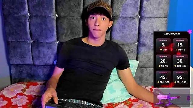 Snapshot of kalet-skinny chatting on 10.22.25 kalet-skinny online show from 10.22.25