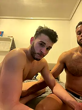 Snapshot of Camaraman05 chatting on 10.18.25 Camaraman05 online show from 10.18.25