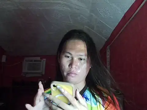 Snapshot of sexychekaiixxx chatting on 12.19.25 sexychekaiixxx online show from 12.19.25