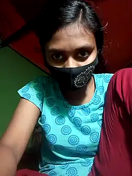 Night Queen20 online show from 10.20.25