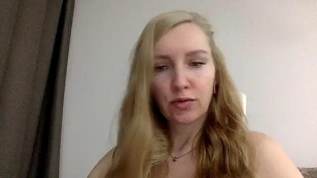 Snapshot of Neralith chatting on 06.17.26 Neralith online show from 06.17.26