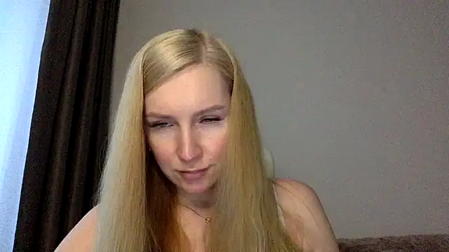 Snapshot of Neralith chatting on 07.12.26 Neralith online show from 07.12.26