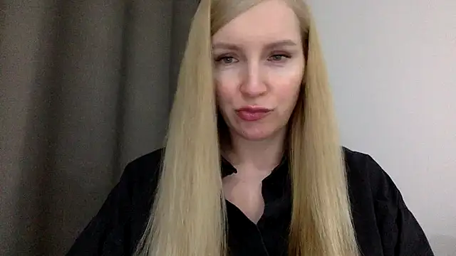 Snapshot of Neralith chatting on 07.17.26 Neralith online show from 07.17.26