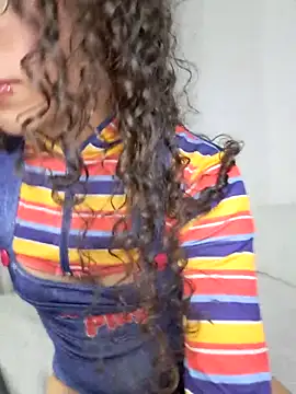 Snapshot of danna_gomez_07 chatting on 10.25.25 danna gomez 07 online show from 10.25.25