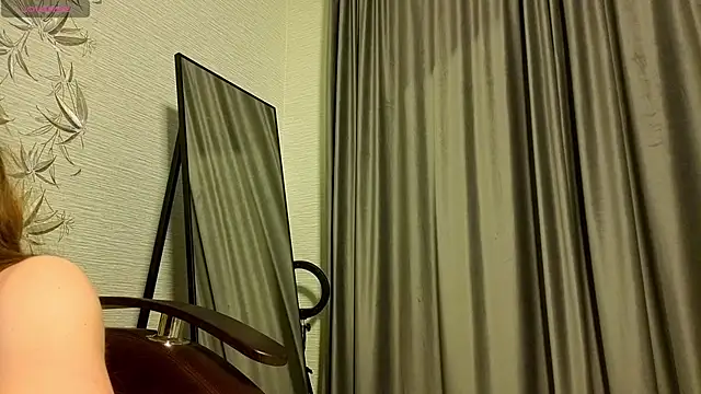 MissPompadure online show from 02.23.26