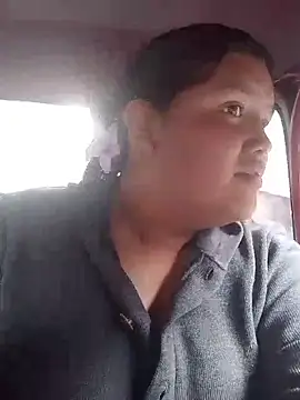 Snapshot of natt-bigass chatting on 11.22.25 natt-bigass online show from 11.22.25