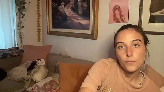 Snapshot of lill_daddysgirl chatting on 05.13.26 lill daddysgirl online show from 05.13.26