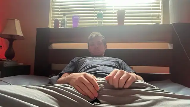 Snapshot of eddieeeeee1232 chatting on 10.25.25 eddieeeeee1232 online show from 10.25.25