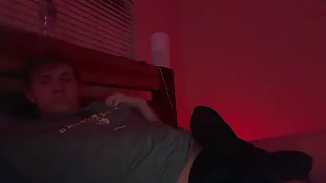 Snapshot of eddieeeeee1232 chatting on 10.26.25 eddieeeeee1232 online show from 10.26.25