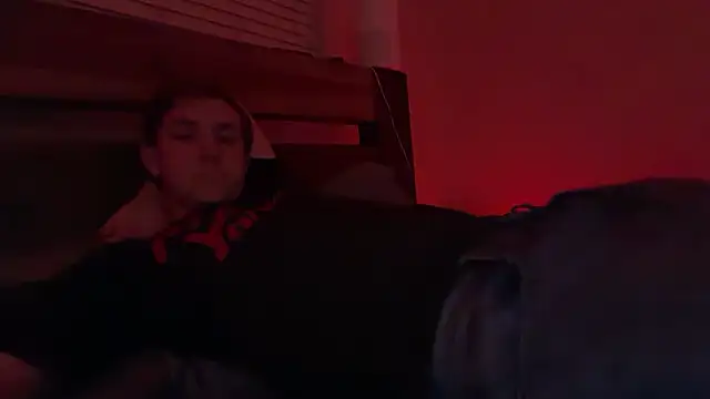 Snapshot of eddieeeeee1232 chatting on 11.03.25 eddieeeeee1232 online show from 11.03.25