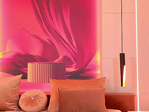 Snapshot of ErikaSins chatting on 10.18.25 ErikaSins online show from 10.18.25