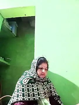 Karishma cute online show from 01.09.26