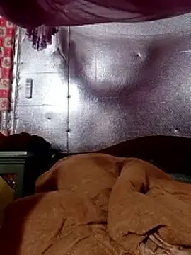 Snapshot of YiyinLy chatting on 01.16.26 YiyinLy online show from 01.16.26