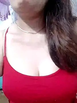 Snapshot of YiyinLy chatting on 05.09.26 YiyinLy online show from 05.09.26
