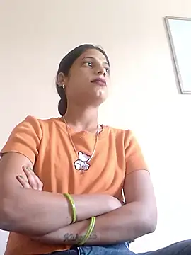 Snapshot of Nitya_hot chatting on 05.20.26 Nitya hot online show from 05.20.26