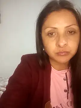 Snapshot of Mariapaula88 chatting on 11.18.25 Mariapaula88 online show from 11.18.25