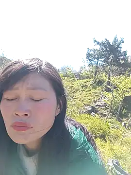 siusiu-00 online show from 02.05.26