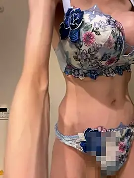 Snapshot of ericiii chatting on 12.19.25 ericiii online show from 12.19.25