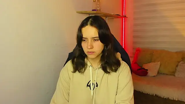 Snapshot of Emily_Lindey chatting on 11.09.25 Emily Lindey online show from 11.09.25