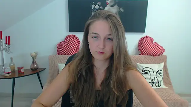 Snapshot of AnneWilsonn chatting on 07.27.26 AnneWilsonn online show from 07.27.26