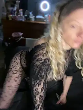 queenkelly1234 online show from 02.04.26