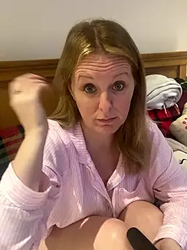 madamlillyrose online show from 01.10.26