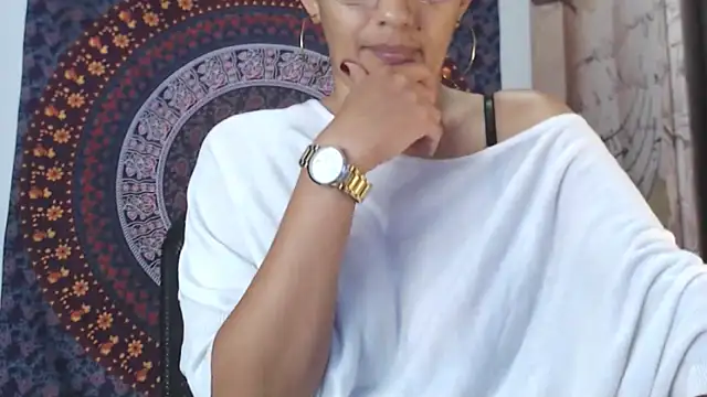 Lucyy Naugthy online show from 02.23.26