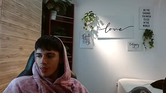 AmethystShadow17 online show from 04.26.26