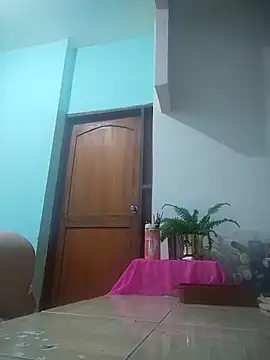 Yvonny27 online show from 02.18.26