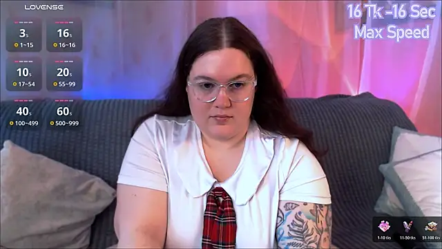 Snapshot of SummerTina chatting on 07.18.26 SummerTina online show from 07.18.26