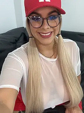 BBWCami  online show from 10.19.25