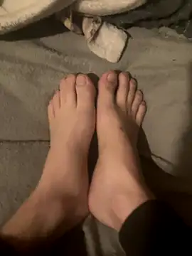 Snapshot of CarmeloA chatting on 10.27.25 CarmeloA online show from 10.27.25