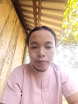 Nguyet2k4 online show from 11.30.25