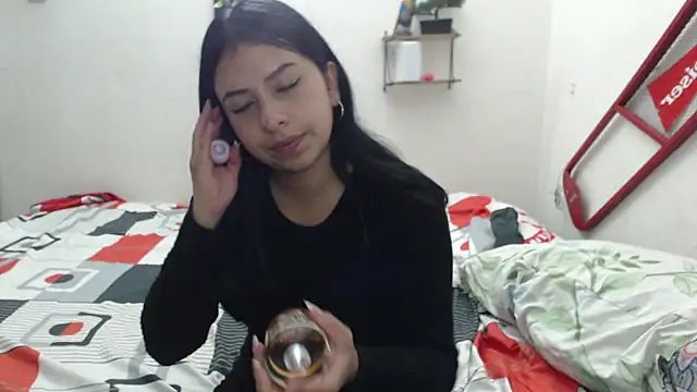 Lya Hall  online show from 02.13.26