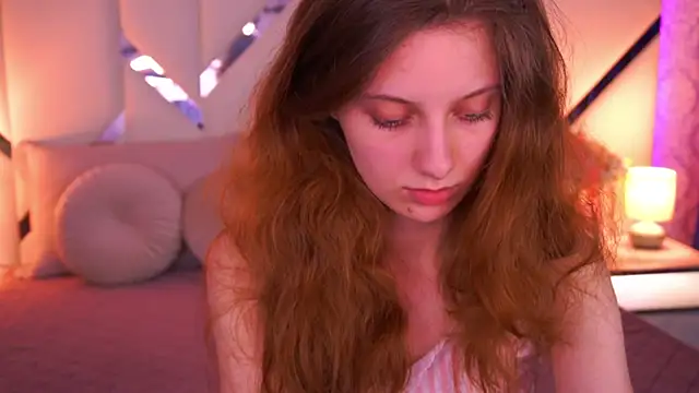 CuteeFoxy online show from 04.14.26