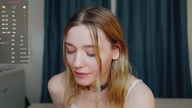 StarryMary online show from 11.10.25