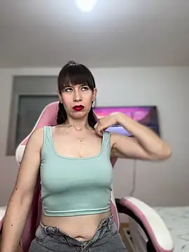 AlanaRius18 online show from 04.16.26