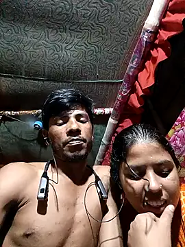 Snapshot of Pori_Moni1 chatting on 10.15.25 Pori Moni1 online show from 10.15.25