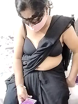 Hot Boude online show from 10.17.25