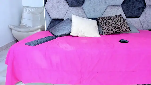 Hanna Garciia online show from 11.01.25