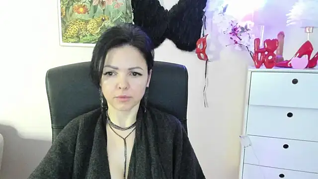 Mollybloom40 online show from 02.18.26