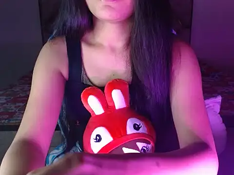 spicy sofiya - online show from 11.19.25