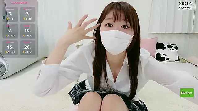 Snapshot of rei-chan chatting on 06.25.26 rei-chan online show from 06.25.26