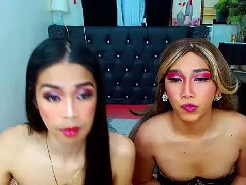 LovelyTs4U online show from 11.16.25