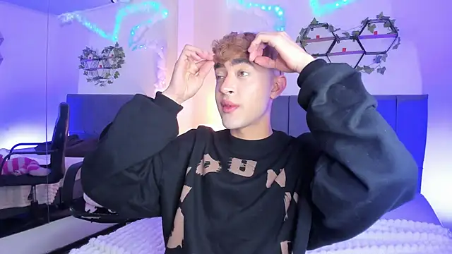 JustinCastiblanco online show from 11.18.25