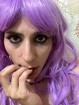 Snapshot of yvessblue chatting on 11.27.25 yvessblue online show from 11.27.25