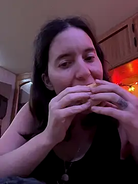 JT83FL online show from 11.01.25