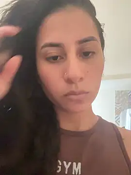 Snapshot of fernanda317 chatting on 04.23.26 fernanda317 online show from 04.23.26